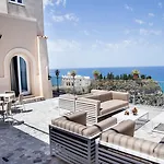Couette-café La Dolce A Tropea
