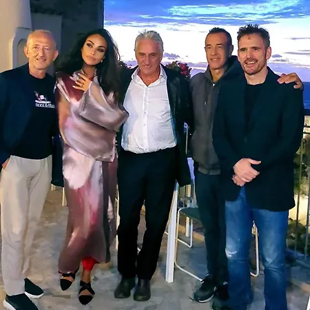 לינה וארוחת בוקר La Dolce A 4*