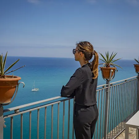 La Dolce A Panzió Tropea