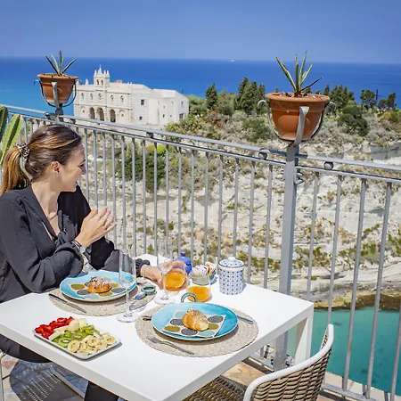 La Dolce A Bed & Breakfast