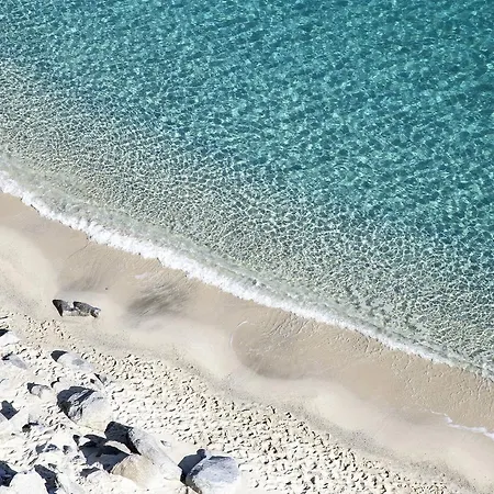 לינה וארוחת בוקר La Dolce A 4*